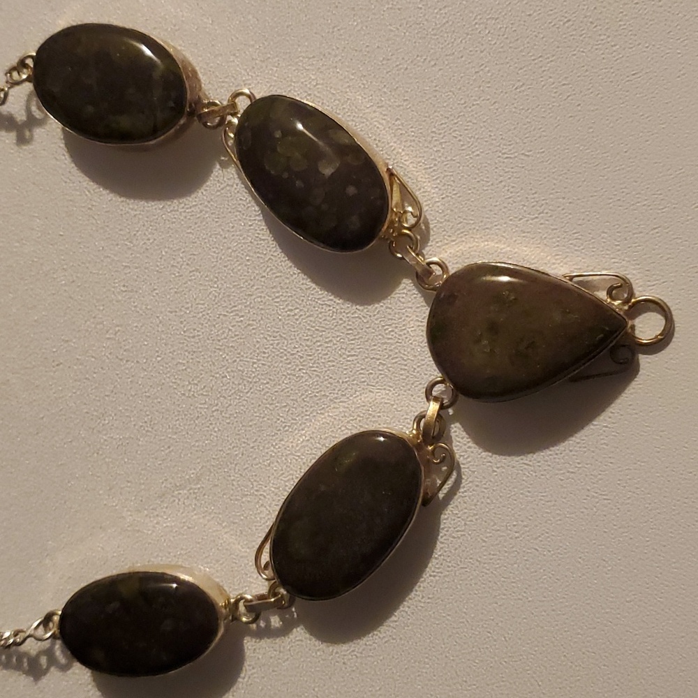 Vintage Necklace - Picture 3 of 9